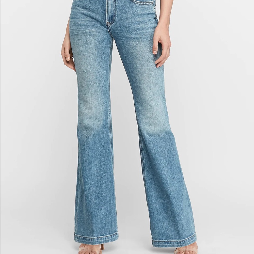 Express High Waisted Flare Jeans, size 6S
